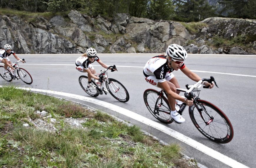 Cycling reportage 2 smallp