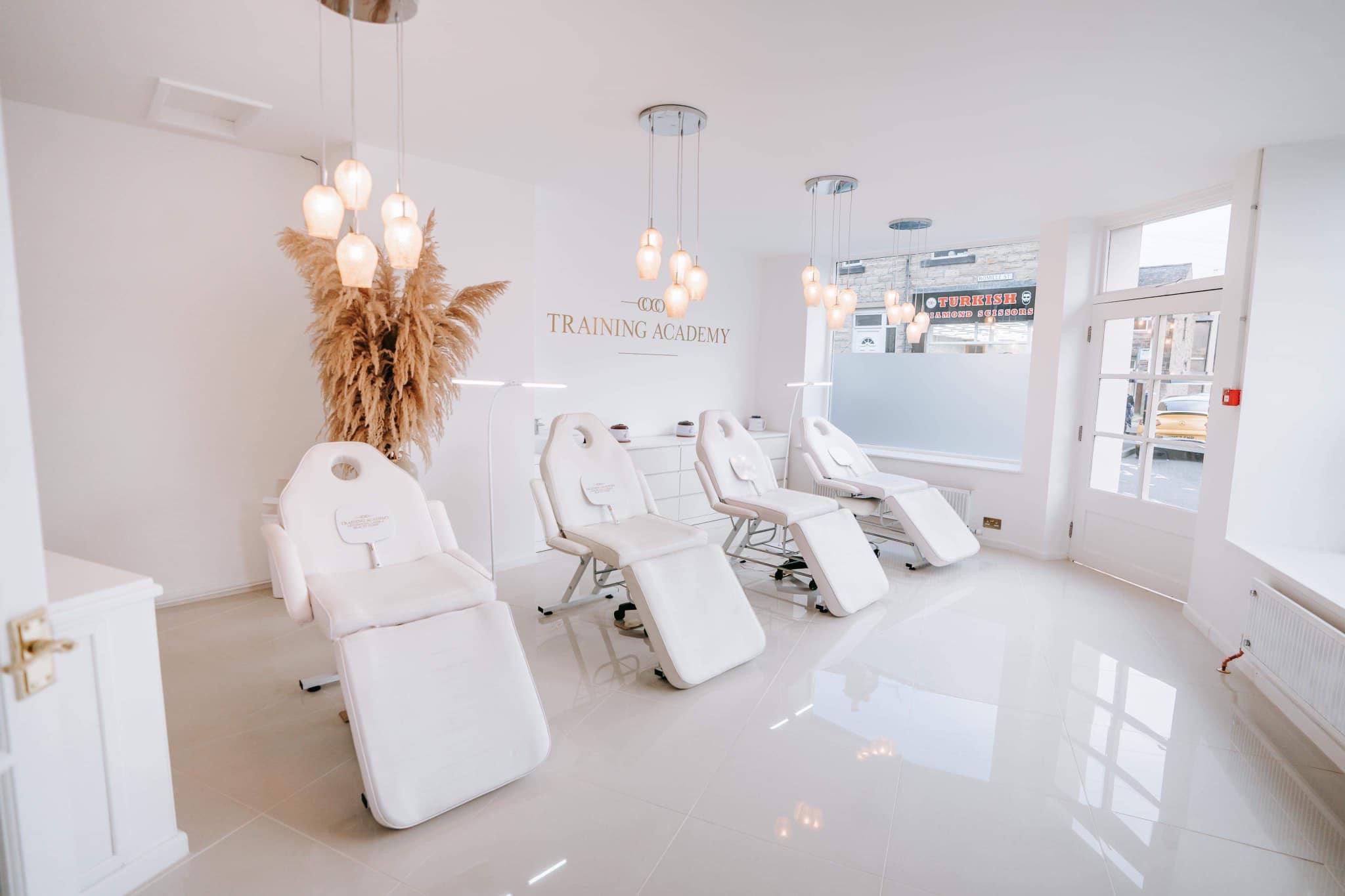 Young entrepreneur Jemma McAnespie Launches “Rebirth”: An Online Mentorship Program Empowering Beauty Professionals in Becoming Beauty Training Academies 1 Image Not Found