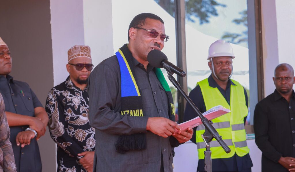 Tanzania's PM raises red flag on spending as infrastructure outlays rise