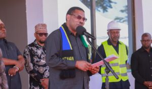 Tanzania's PM raises red flag on spending as infrastructure outlays rise