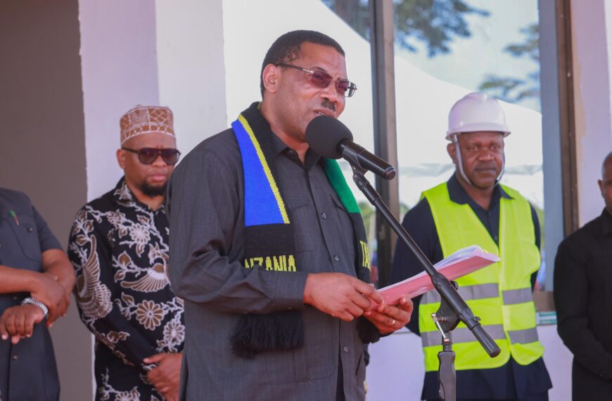Tanzania's PM raises red flag on spending as infrastructure outlays rise